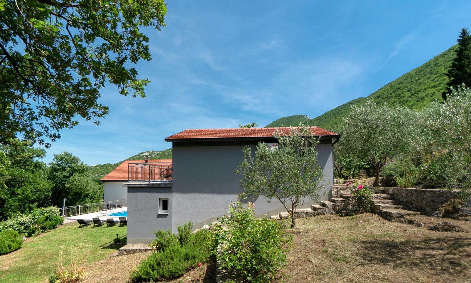 Apartments Srdanovic Omiš Exteriér fotografie