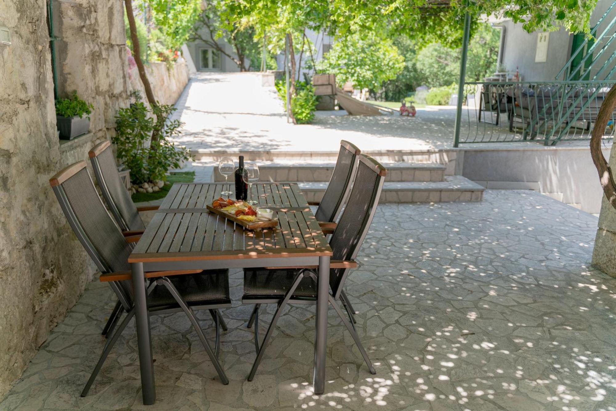 Apartments Srdanovic Omiš Exteriér fotografie