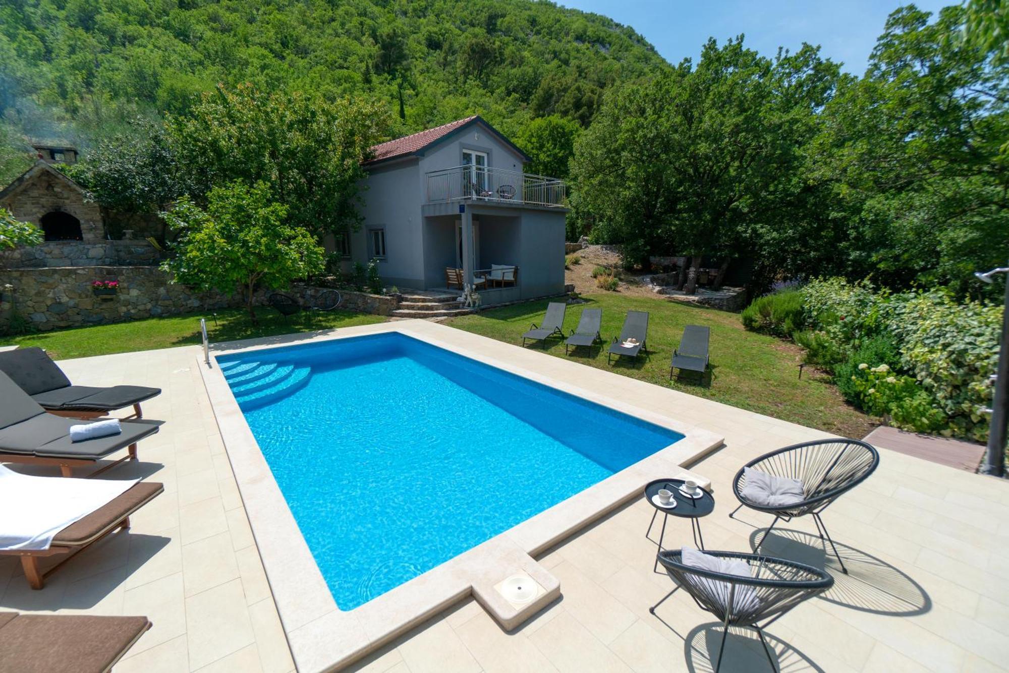 Apartments Srdanovic Omiš Exteriér fotografie